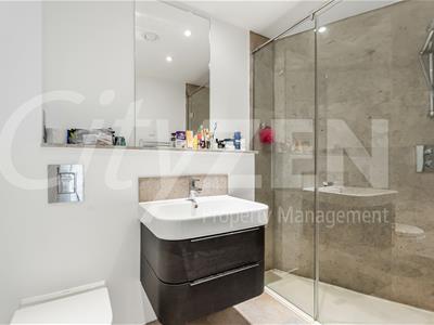 EN SUITE SHOWER ROOM